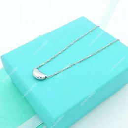 Fashion Designer Womens Bean Necklace High Quality Jewellery Fashionable and Luxurious Girls Holiday Gift with Box