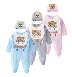 018Mths Newborn Rompers Bodysuit with cap bib bear print 3 Piece jumpsuits Boys Girls onepiece Overall toddler infant kids Plays9694339