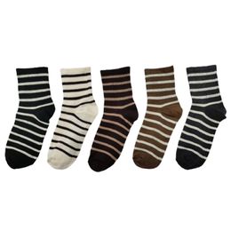 Atacado de novas meias femininas fofas para venda, meias de algodão listradas de alta qualidade para personalização feminina