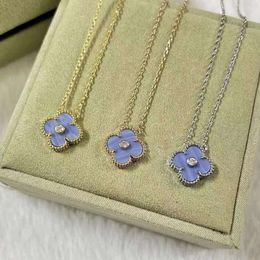 Collane con ciondolo con ciondolo di design Love Clover per le donne Pietra viola chiaro Diamante Goth Sailormoon Sister Whale Moissanite Chain153