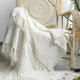 Blankets Nordic White Casual Throws Soft Comfortable Knitted Shawl Sofa Blanket Bed End Cover Travel El Decorative Bedspread