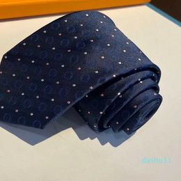 Designer Silk Ties Fashion Leather Neck Tie Bow for Men Ladies with Pattern Letter Neckwear Color Neckties