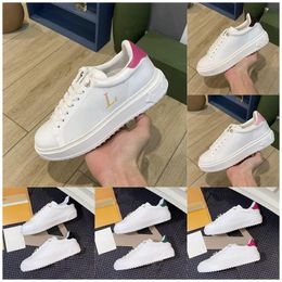 Luxury designer casual shoes fashion outdoor platform shoe women white pink red green black sports running trainers mens womens lace-up sneakers size 36-41