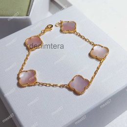Lady Designer Clover Bracelet Pink 5 Flower Link Chain Bracelets Personality Bangles Jewellery Dance Party Women Superior Quality 2GGE