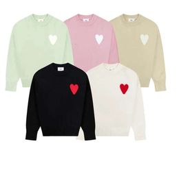 New 24ss Designer Sweater men Women's Korean Fashion Amis Heart Pattern Round Neck Knitwear sweatshirts Luxury Lover Small mens womens 77