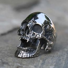 Band Rings Never Fade Stainless Steel Skull Rings for Men Women Gothic Punk Ring Heavy Metal Motorcycle Biker Jewellery Size 7-15 240125