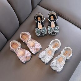 Туфли принцессы для девочек, блестящий галстук-бабочка с жемчугом, детская обувь Мэри Джейн, три цвета, гибкая мягкая вечеринка, детская обувь на плоской подошве, 21–36 240122