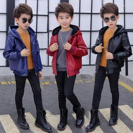Jackets Boys Velvet Leather Jacket 2024 Spring Winter Fashion Trend Children's Clothing Hooded Thick Coat