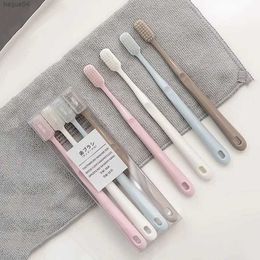 Toothbrush A set of four toothbrushes for adults or children manual disposable travel toothbrush set multicolor travel toiletries oral set