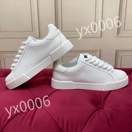 2024 new hot Trainer Sneaker Men Casual shoes Designer womens Platform Sneakers Low shoe white logo canvas Black Luxury mens trainers fd240102