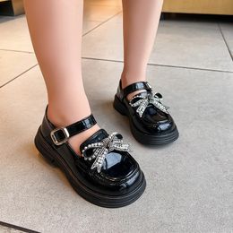 Kids Versatile Soft Girls Loafers Spring Summer Bow Pearls Cute Princess Shoes Platform Casual Shoes Fashion Non-slip 240122