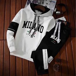 Men's Tracksuits Men Milano Letters Print Sweatshirt Set Hoodies Sweatpants Tracksuit Design Outfits Jogger Suit Male Pullover Luxury Streetwear T240126