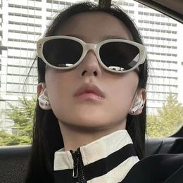 European and American Fashion Retro Cat Eye Sunglasses Queen Jiaer Same Sunglasses Men's Fashion Trend Internet-Famous Glasses W 240124