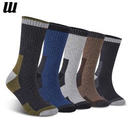 Sports Socks 5 Pairs Merino Wool Socks for Men Winter Thick Thermal Casual Wool Socks Cosy Warm Snow Hiking Socks for Outdoor Sports YQ240126