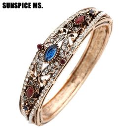 Bangle New Style Turkish Vintage Flower Bangle Cuff For Women Banquet Jewellery Antique Gold Colour Resin Fine Bracelet Retro Bijoux Gift 240125