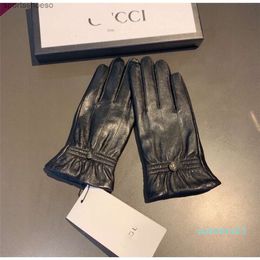 female lady designer G Sports outdoor glove sport Luxury Fashionable gloves Women Designer Mitten Sheepskin Gloves Winter Leather BiG Fingers Glove Warm women 5C6S