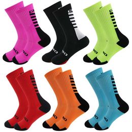 Sports Socks Arnech Anti-slip Sport Socks Anti Blister Aheletic Socks for Men Non-slip Rubber Grip Cushion Soccer Sock for Football Basket YQ240126