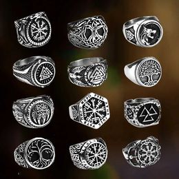 Band Rings 316L Stainless Steel Nordic Viking Ring Valknut Compass Tree of Life Wolf Vintage Men Ring Amulet Jewelry for Boyfriend As Gift 240125