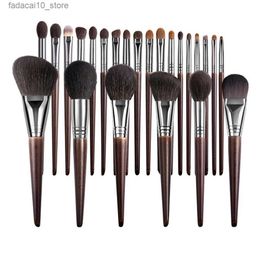 Makeup Brushes Bethy Beauty 24PCS Natural Goat Hair Makeup Brushes Set Professional Kit blending smudging brush shader Q240126