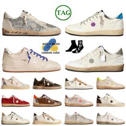 Designer Casual Shoes Low Top OG Ball Star Womens Mens Handmade Trainers Suede Leather Gold Glitter Loafers Italy Brand Sneakers Silver Upper Vintage Basketball