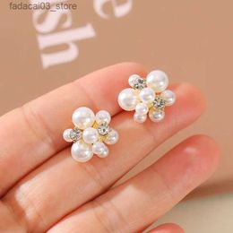 Stud 2023 New Fashion Irregular Rhinestone Pearl Flower Stud Earrings for Women Korean Unique Design Temperament Girls Party Jewelry Q240125