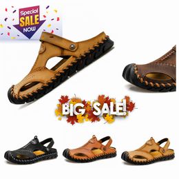 Designer Summer Hot Selling New Mens Womens Outdoor Sandals Mule Leisure Classic Flat Sandals Strap Slippers Folded Shoes Leather Herringbone Slippers