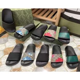 Designer Box Rubber slide luxury Home slipper Floral brocade men sandals Gear bottoms Flip Flops women striped Beach causal slippe1447039