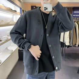 Man Clothes with Pockets Knitted Sweaters for Men Cardigan Black Plain Solid Colour Korean Autumn Fashion A Cotton Neck X S 240123