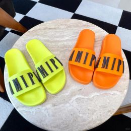 Sommer Damen Herren Neuer Stil Luxus Designer Sandale Schuh Strandmode Hochwertige Slide-Plattform Neuer Stil Gummi Slipper Freizeitschuhe Sliders Mule Loafers Sandale