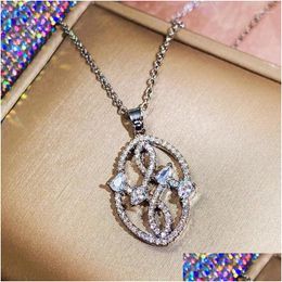 Pendant Necklaces 2024 Fashion Retro Wild Leaf Necklace Female Temperament High-End Copper-Plated Platinum Zircon Clavicle Chain Drop Otvx1