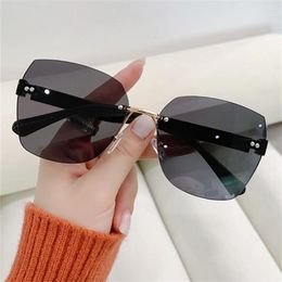 Sunglasses 2024 Fashion Vintage Rimless Gradient Uv400 Protection Women Travel Driving Goggles Sun Glass Eyeglasses