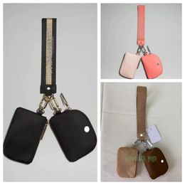 LU-3519 Metal Double Bag and Wrist Bag Waterproof Mini Yoga Bag Detachable Key Chain