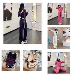 Tracksuit Womens Designer Sweat Suit jacket and pants clothing Sports Set Autumn and Winter 2024 Geometric printed clothes size s-2xl black whtie pink
