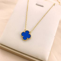 2024 New Designer energy Necklace stones 18K Gold Plated Necklaces Luxury Flowers Four-leaf Clover Cleef Fashional Pendant Necklace Wedding Party Jewelry