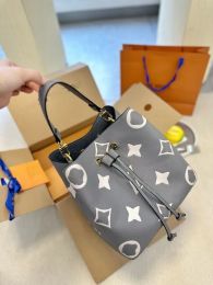 Designer Bags Womens Genuine Leather Shoulder Bags Embossing Totes Handbag Purse Crossbody Bag Bucket Bag Handbags Tote Bag Wallets a5