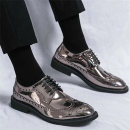 Casual Shoes Parties Gala Men's Teni Vulcanize Original Luxury Designer Walking Sneakers Sports Top Tenya Famous Brands