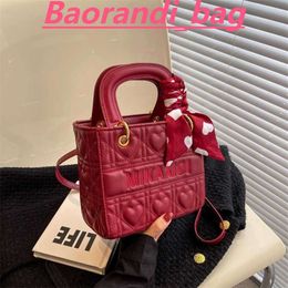 Tasarımcı çantası Red gelinin düğünü en iyi arkadaş için yeni hediye lüks büyük kapasiteli el crossbody prenses dei çanta