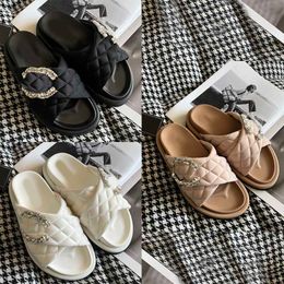 Cross Flat Mules Crystal Buckle Slippers Summer Beach Shoes Women Quilted Designer Sandals Room Comfort Slide On Casual Luxury Shoes Leather Moccasins Flip Flops