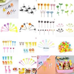 Forks 6-50pcs Animal Fruit Fork Grade Plastic Mini Cartoon Kids Cake Toothpick Bento Lunch Accessories Party Decor245P