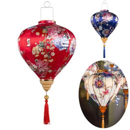 1210inch Classic Lantern Waterproof Silk Chinese Style Vietnam Midautumn Spring Festival Party Hanging Decor 240119