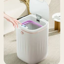 20L/22L Automatic Sensor Trash Can UV Light Induction Trash Can Smart Dustbin For Bathroom Toilet Wastebasket Lid Smart Home 240119