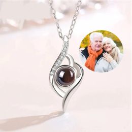 Necklaces 925 Sterling Silver Customised Photo Projection Necklaces Gifts For Friends Personality Picture Heartshaped Necklace For Women