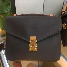 2021 calssic Women high quality Messenger Bag Shoulder crossbody bags ladies tote fashion famel leathe purse totes311v