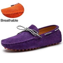 Summer Men Suede Leather Loafers Breathable Moccasins Boat Shoes Classic Driving Shoes Orange Purple Mens Flats 38-47 240118