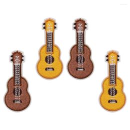 Brooches 4Pcs Decorative Embroidery Pin Cartoon Ukulele Brooch Cloth Decor