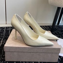 Top quality simple Classic pumps shoes stiletto heels sandal Pointed toes patent leather High-heeled shoes 9.5cm Luxury designer Dress shoes Office wedding shoes