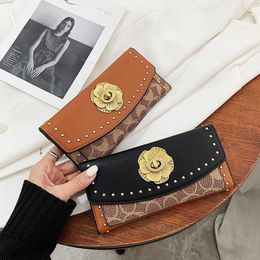 Wallets 2024 New Change Bag Camellia Long Wallet Women's Folding Rivet Hand Money Clip Card