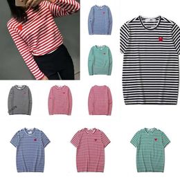 Male and Female Couple Long Sleeve T-shirt Designer Play commes des garcons Embroidered Sweater Pullover Love Black and White Stripes Loose Short Sleeve XV