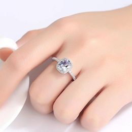 Cluster Rings Top Quality Bague Femme Fashion Square Wedding & Engagement Ring For Women Made With Cubic Zirconia Jewellery T-R052