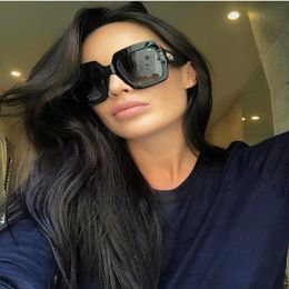 Fashion Oversized Sunglasses Women 2018 Brand Pink Square Sunglasses Female Male Gradient Lens Shades Ladies Eyewear UV400262s